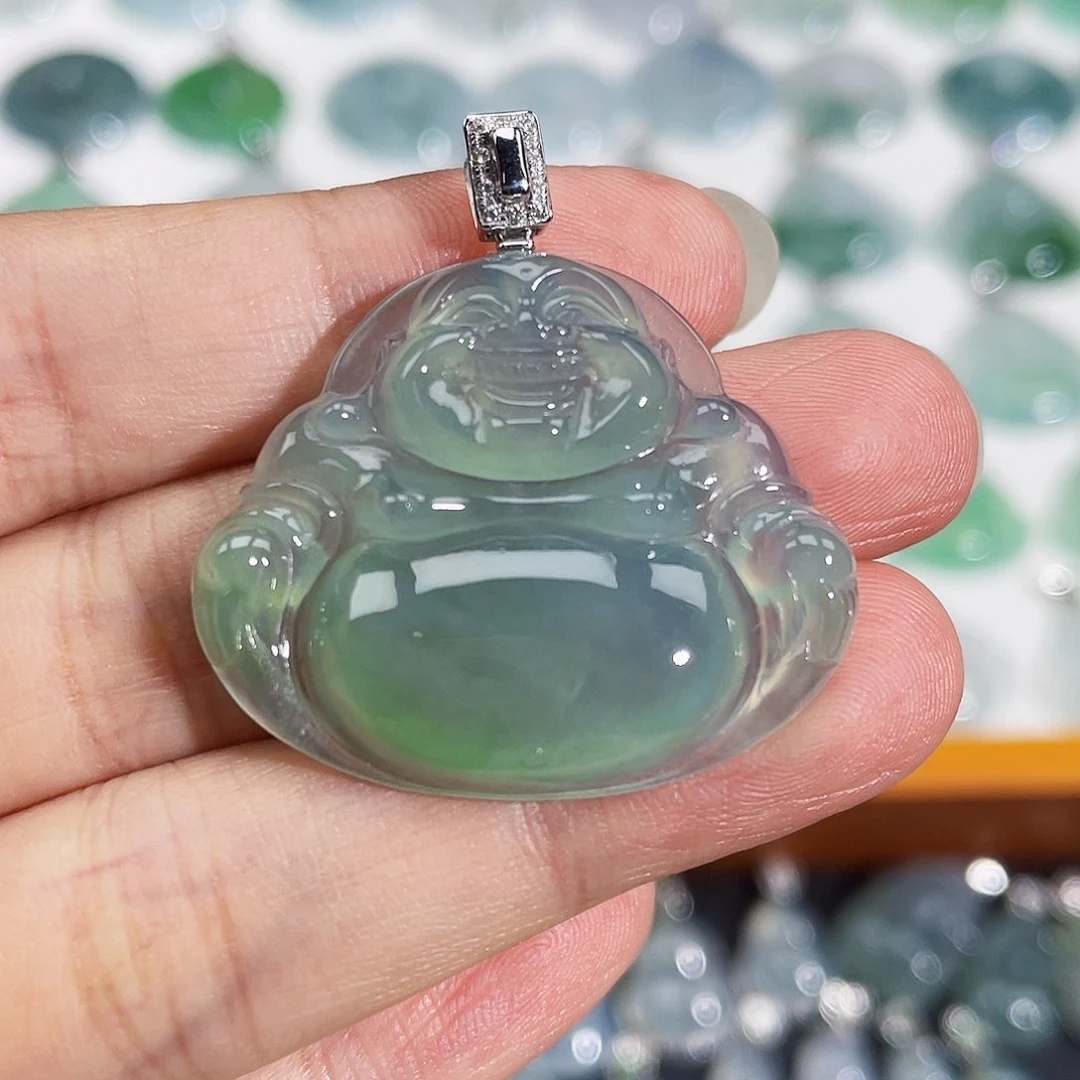 颈饰18K金镶嵌翡翠吊坠