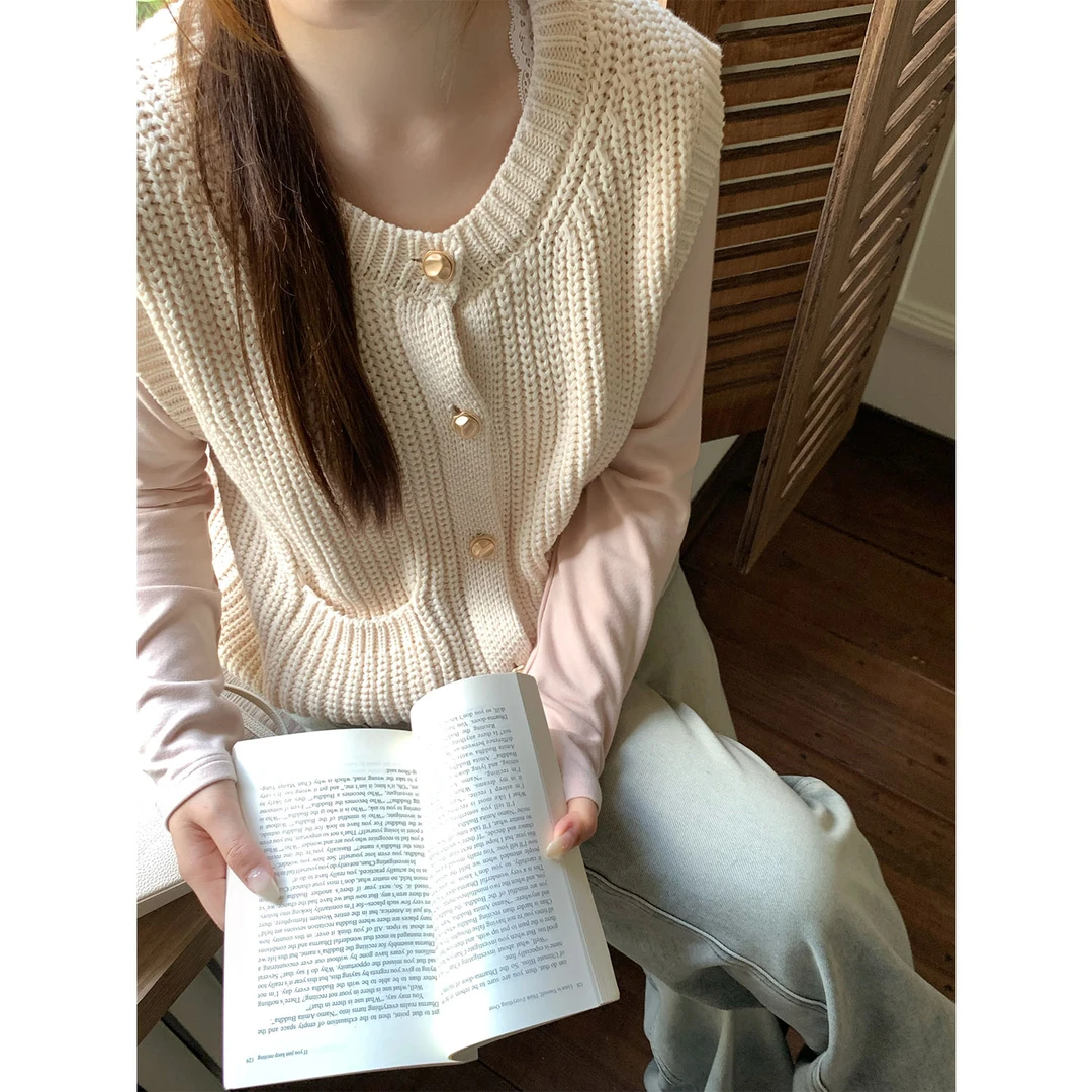 现货2818X大婉酱千千微胖定制 金色排扣针织马夹外搭背心上衣