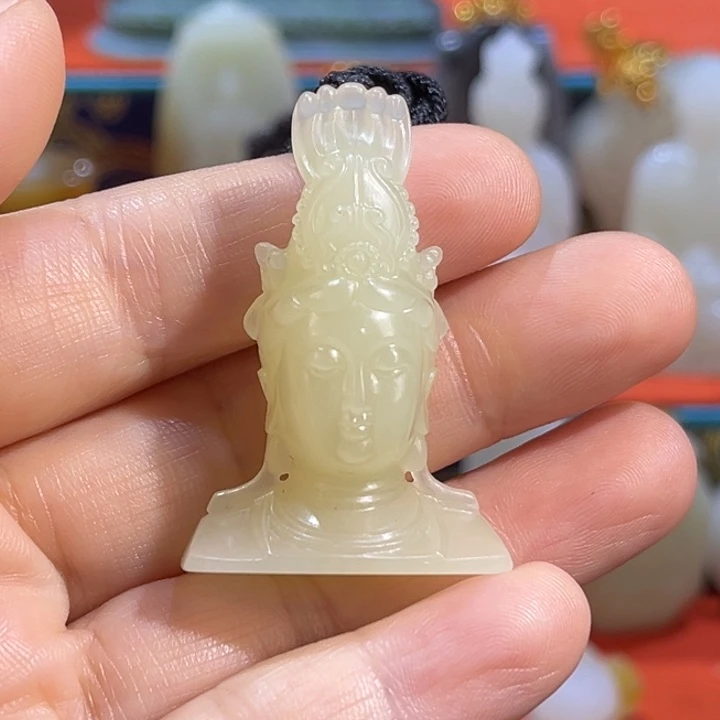 和田玉（糖玉）未镶嵌颈饰