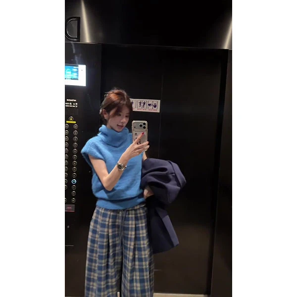 叠穿法式蓝色高领坎肩马甲打底衫内搭秋冬新款背心上衣女裤子套装