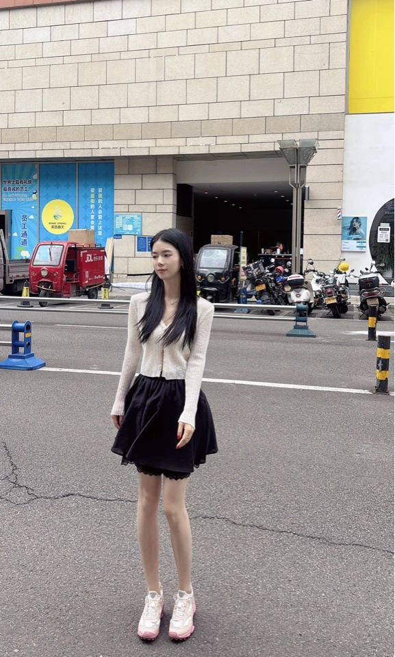 小香风薄款夏季女修身型毛针织衫黑色韩版港风运动风