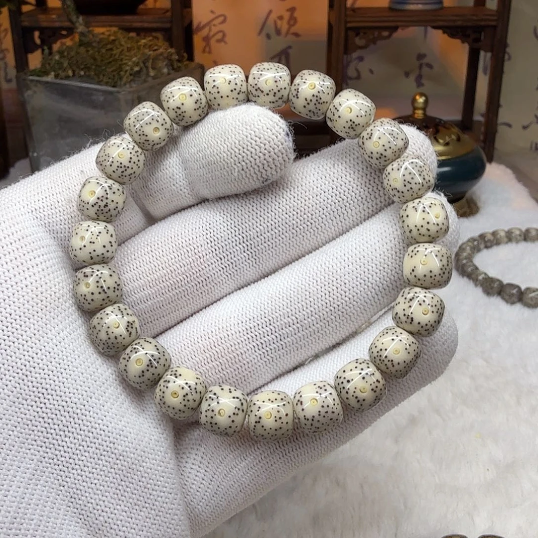 星月菩提吊坠10x9 石玉料福利