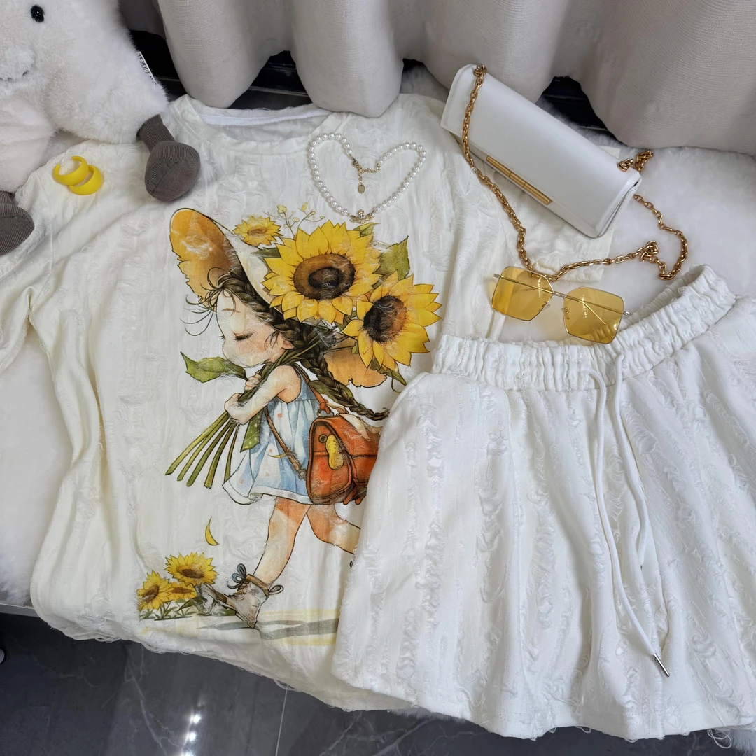 2025新款破洞彩绘T恤显瘦时尚卡通向日葵短袖宽松打底衫上衣