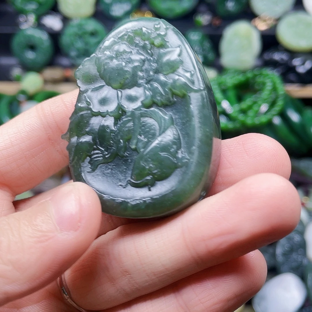 和田玉未镶嵌珠宝奇石