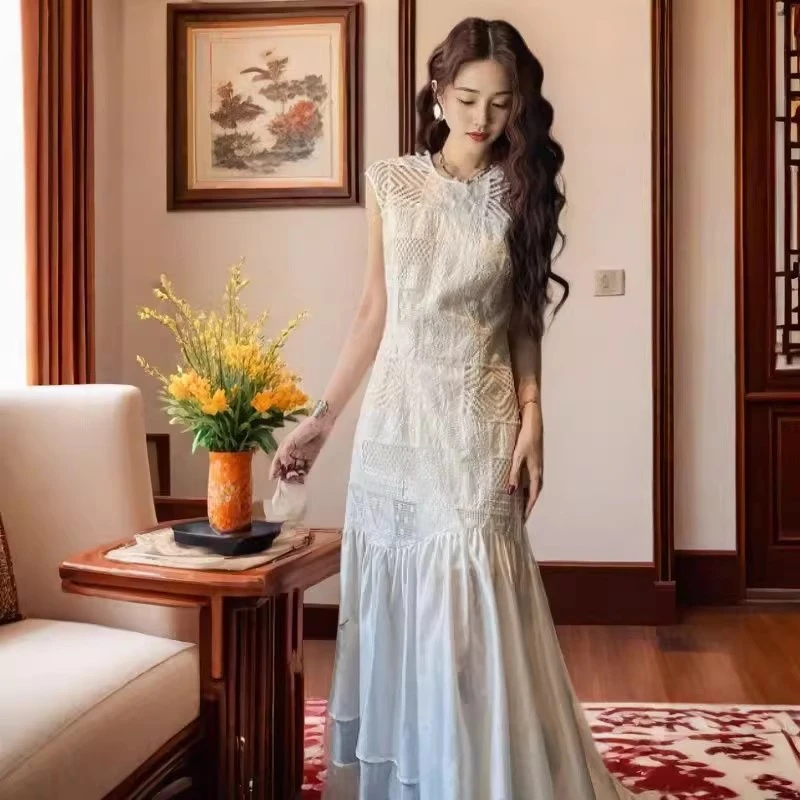 AVLINVA【清舟】连衣裙子2025新今年流行初夏穿搭独特漂亮掐腰裙