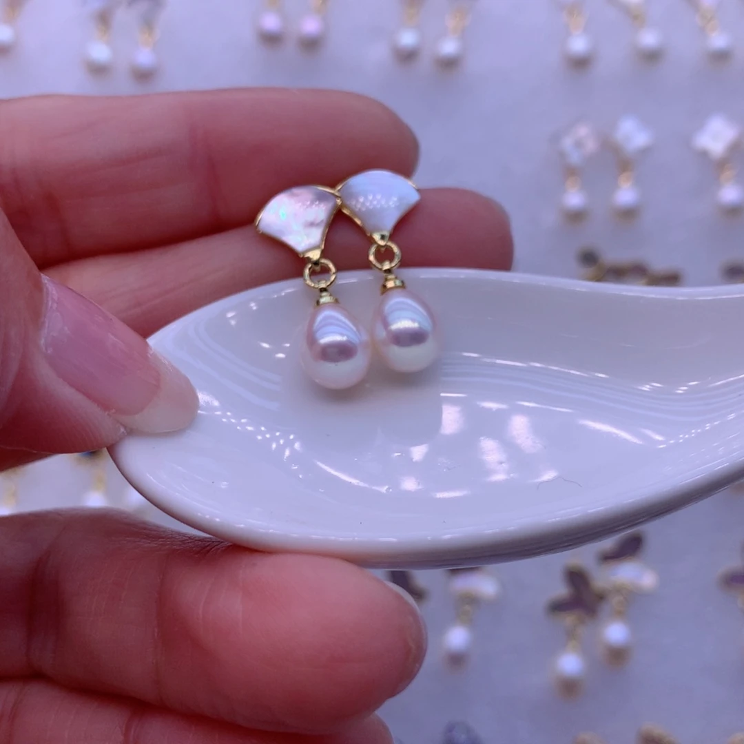 淡水珍珠耳饰合金
