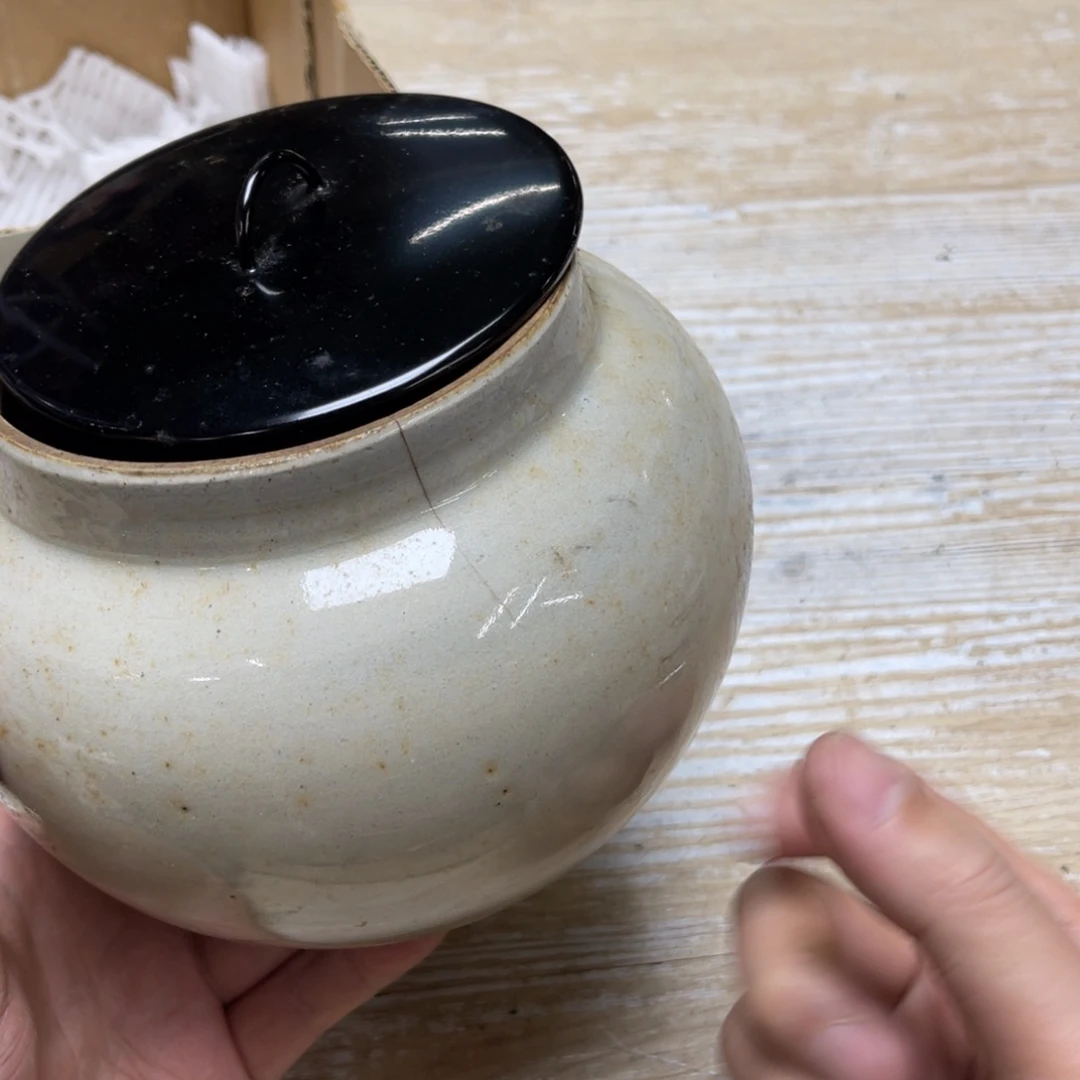 瓷片团****密密麻麻地排列着一个大