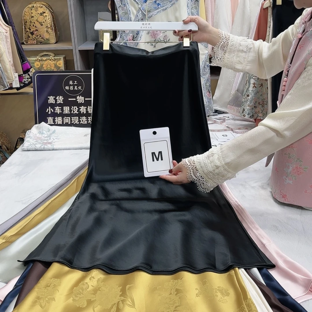 【闪购商品】织绣浚*内牛满面离开了门口