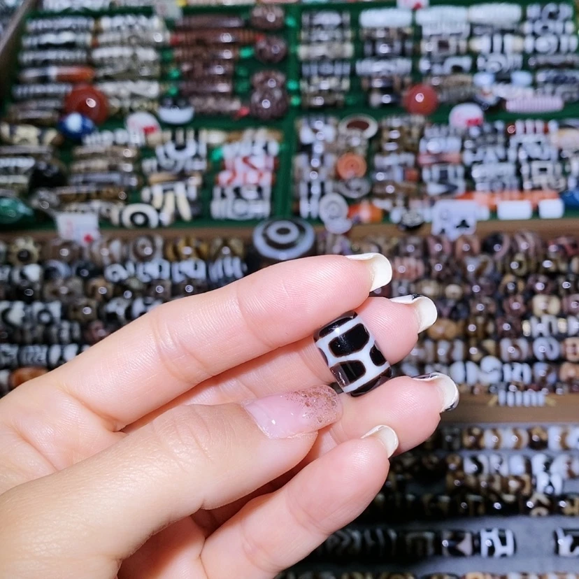 【闪购商品】玛瑙/玉髓散珠