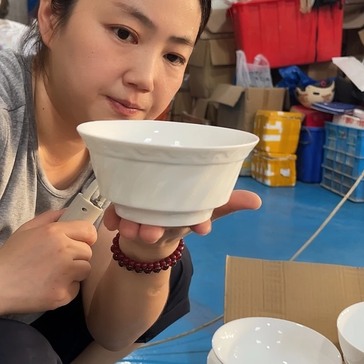 云端五英寸米饭碗六个，包邮