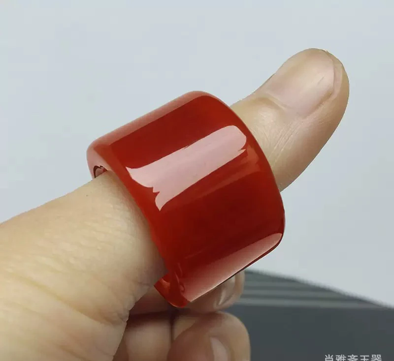 天然红玛瑙扳指玉扳指胖男士扳指大气红玉髓戒指男水晶本命年指环