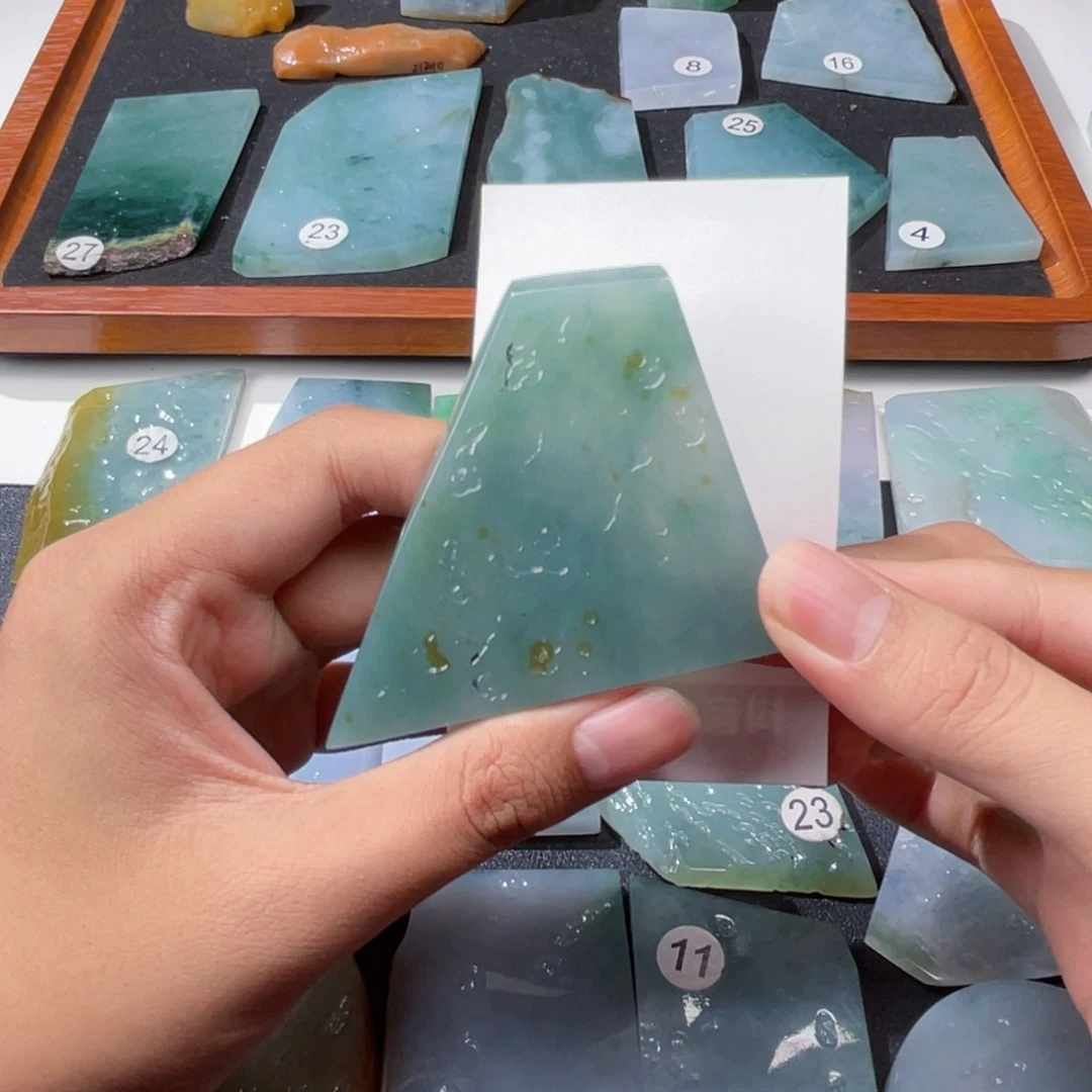 定制翡翠未镶嵌牌子料