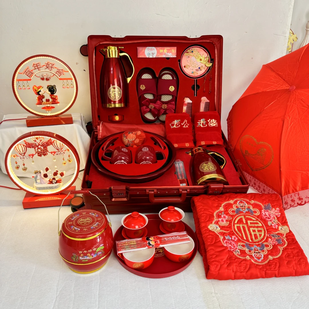 结婚陪嫁物品女方全套装娘家高档婚礼红色行李箱嫁拉杆箱套餐