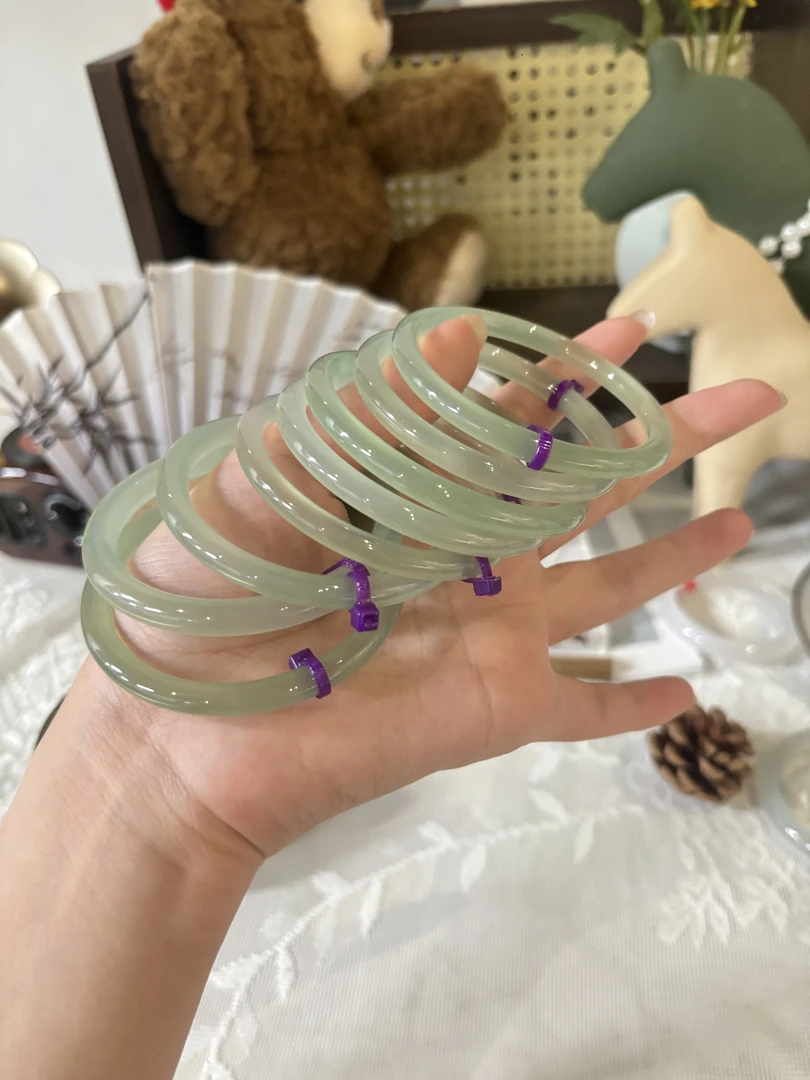 直播专用 油青美人条卡6玛瑙手镯 多样性【一只发货 】