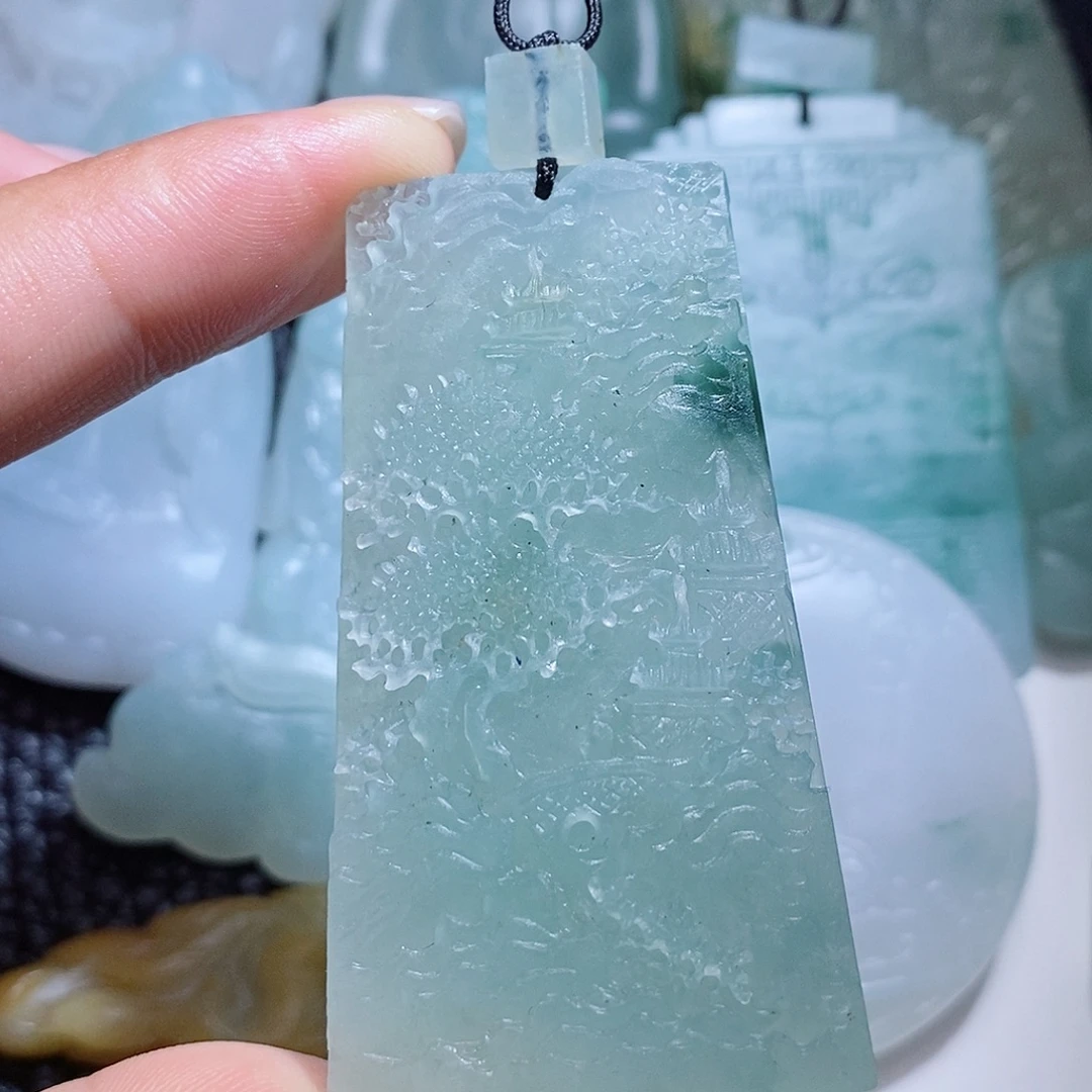 未镶嵌定制翡翠毛货付款后确认抛光