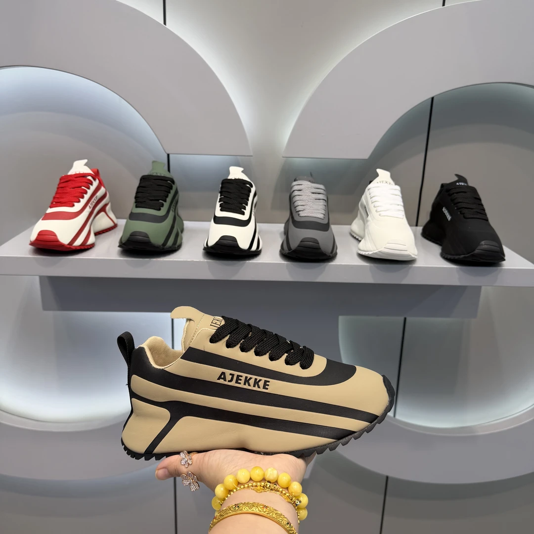 2025男士运动时尚青春小众高端日常加厚秋冬季潮流潮鞋（皮鞋尺码）