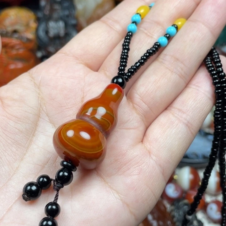 玛瑙/玉髓未镶嵌颈饰