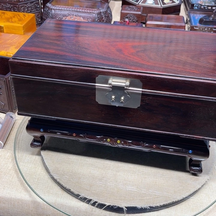 紫檀木类成套家具