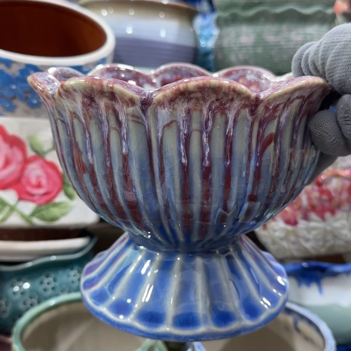 凑9块包邮，有孔，陶瓷花盆