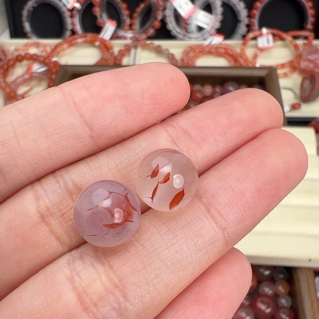 修***己南红玛瑙未镶嵌颈饰冰飘卡10+