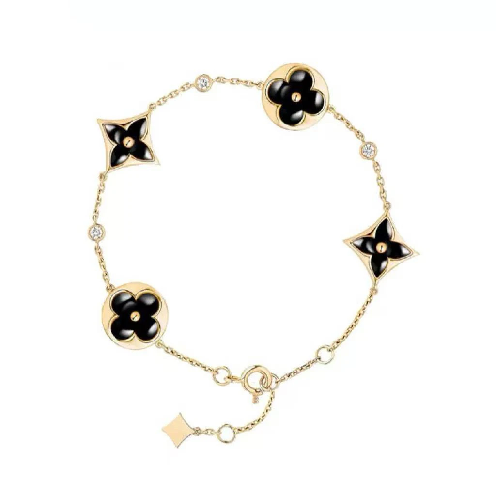 合金锆石手链 V金驴家新款新色带字母四叶草轻奢百搭复古黑手链