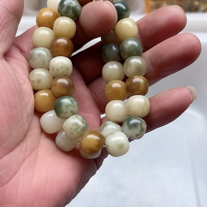 白玉菩提吊坠微瑕11-10飘花桶珠手串