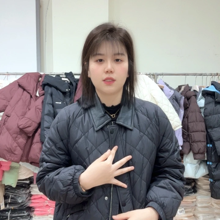 无***4芮娜依莲 芮娜依莲