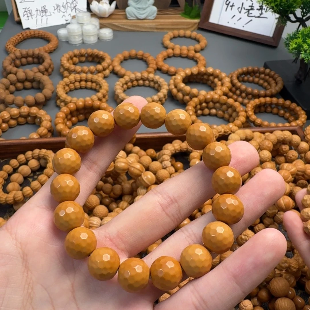 Х***н猴头核桃吊坠全品钻石面