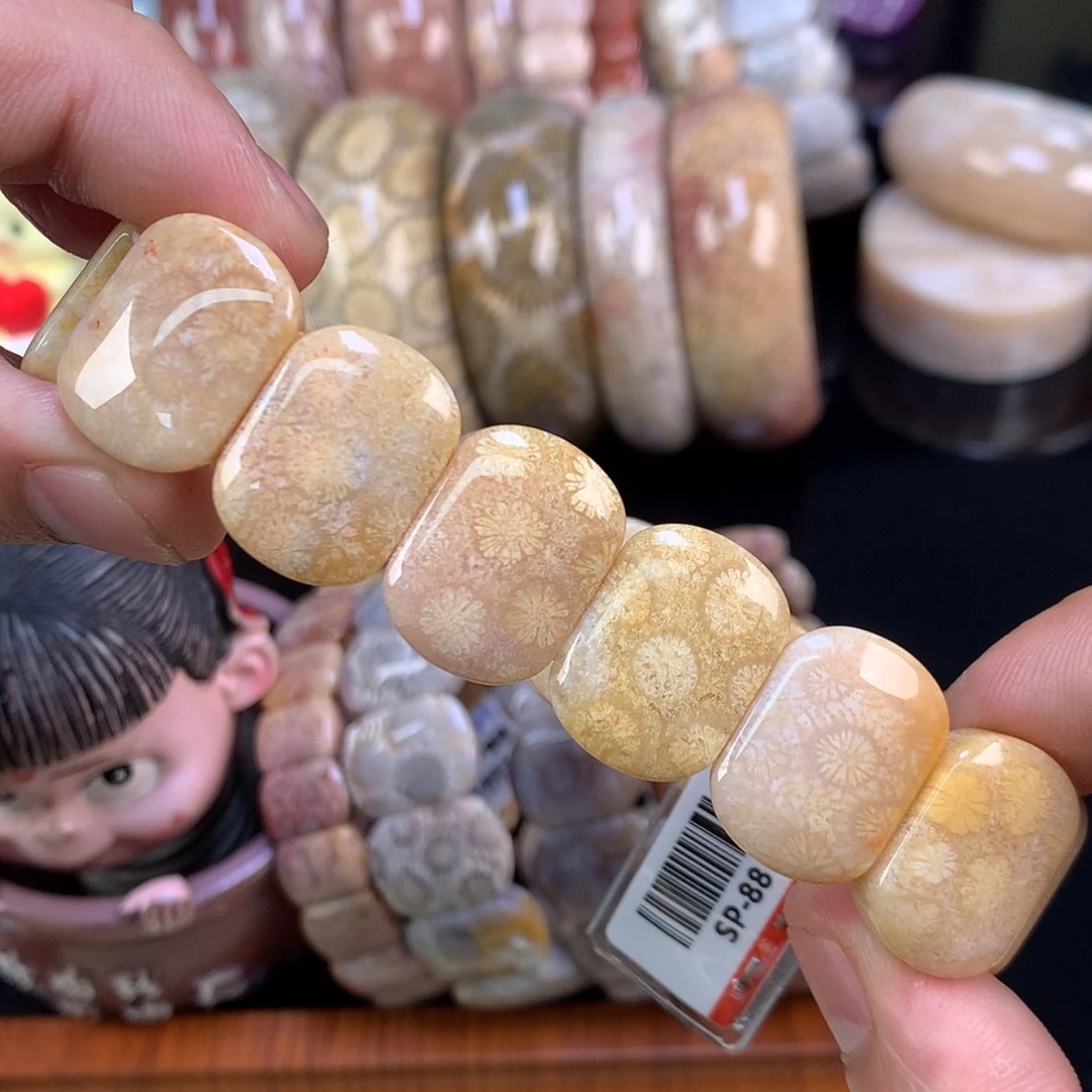 【闪购商品】颈饰未镶嵌硅化珊瑚（珊瑚玉）22号奶黄雏菊