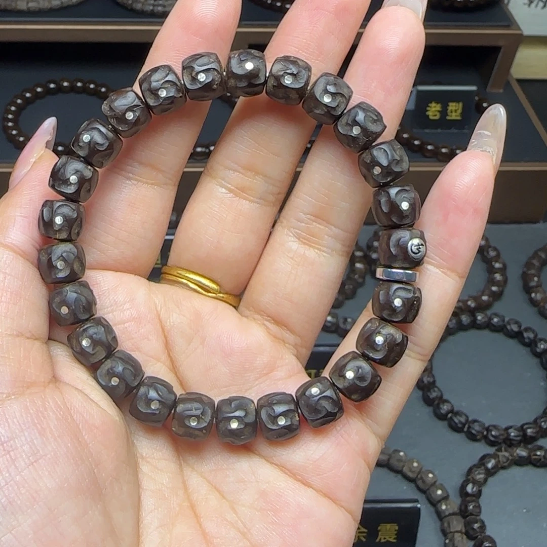 吊坠椰蒂98乱山带钉