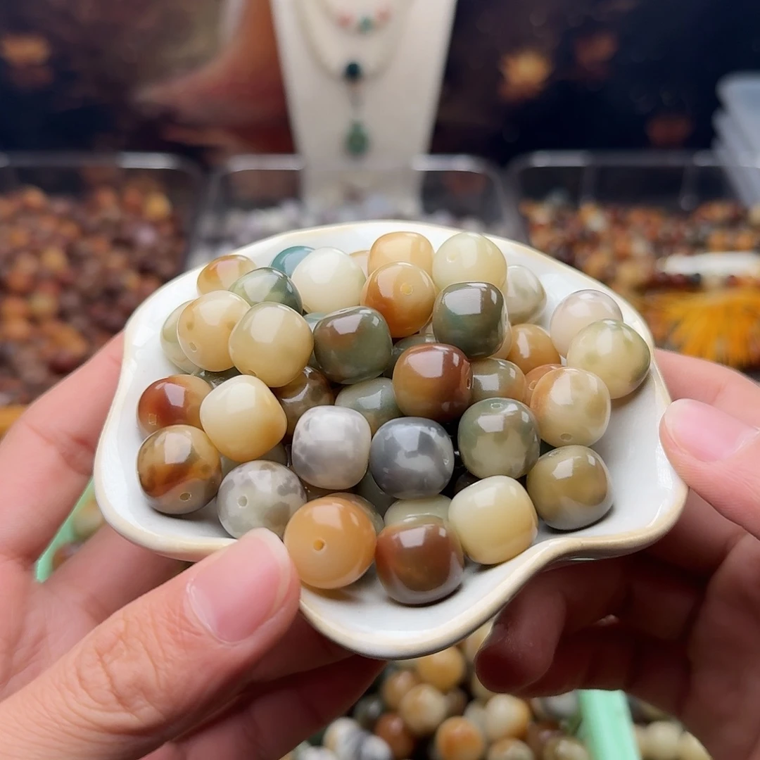 菩提根/象牙果吊坠50 颗油膏翠花 14 桶