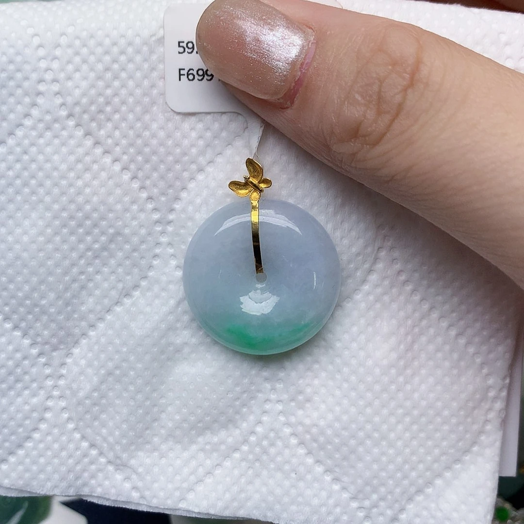 颈饰18K金镶嵌翡翠