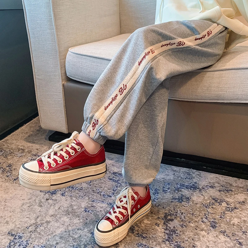 儿童秋装2025新款大女童装灰色裤子春秋款运动卫裤10秋季6-12岁15