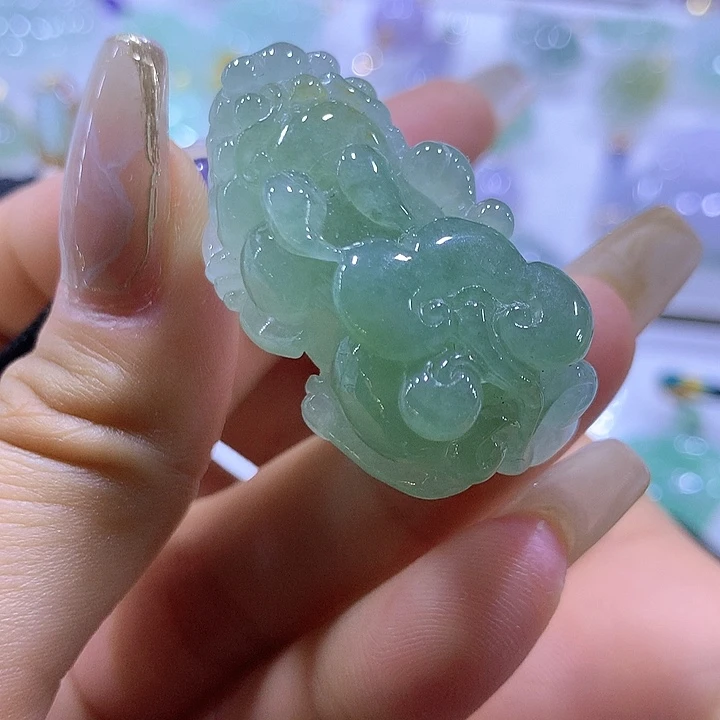 翡翠颈饰未镶嵌天然翡翠A货吊坠