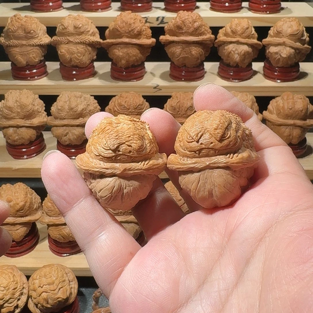 文玩核桃把件003尺寸37单面金蟾