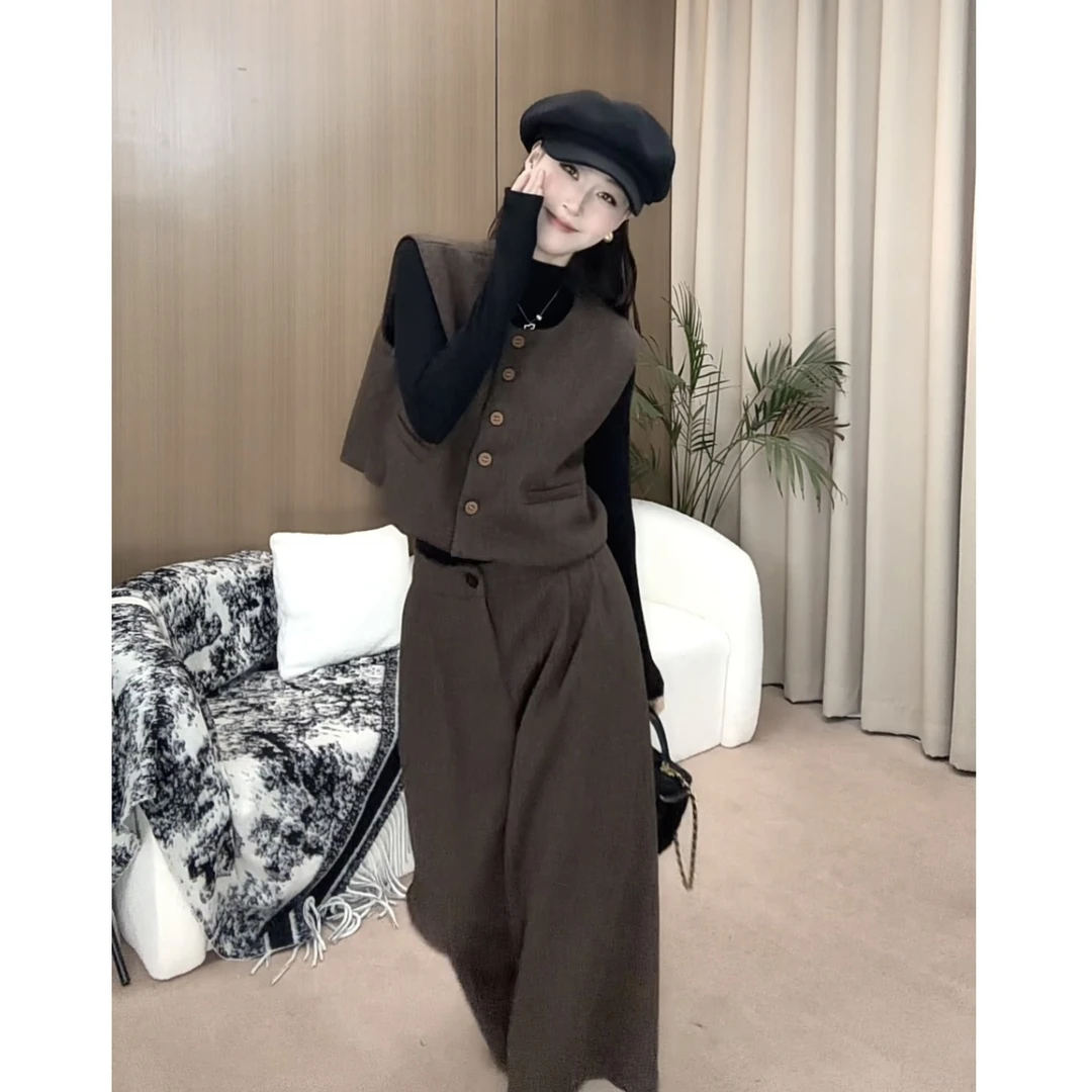复古一整套ootd穿搭女2025春季新款高级感马甲阔腿裤两件套
