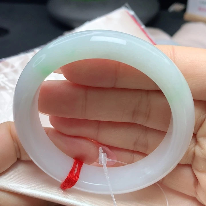 翡翠手镯未镶嵌56565757