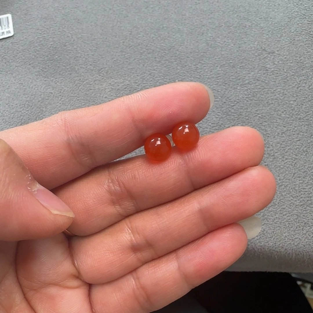 南红玛瑙耳钉18K金镶嵌松*18k金镶冰红耳钉