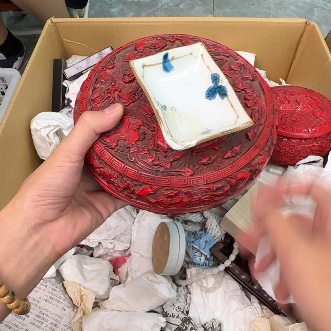 绿泥陶瓷孤品单件车里拍