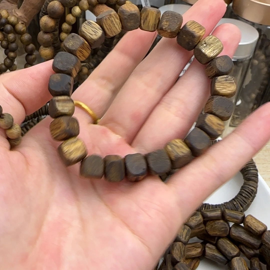 沉香香囊沉香奇楠沉香卡8方糖