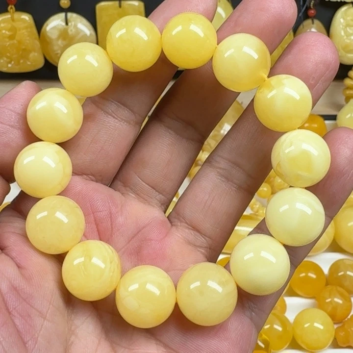 蜜蜡未镶嵌颈饰16+