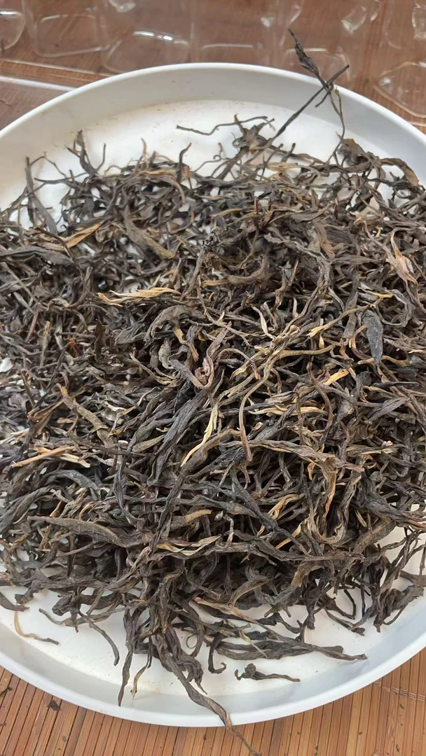 2021年老班章橡筋王茶王古树生茶ZX54SDA-1077