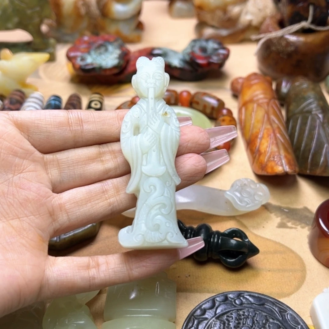 【闪购商品】蛇纹石玉颈饰未镶嵌