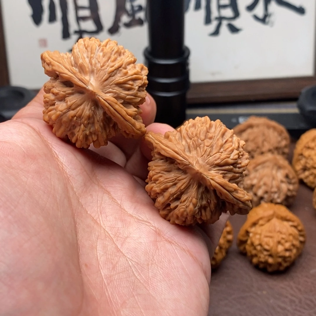 文玩核桃吊坠全品楼王43