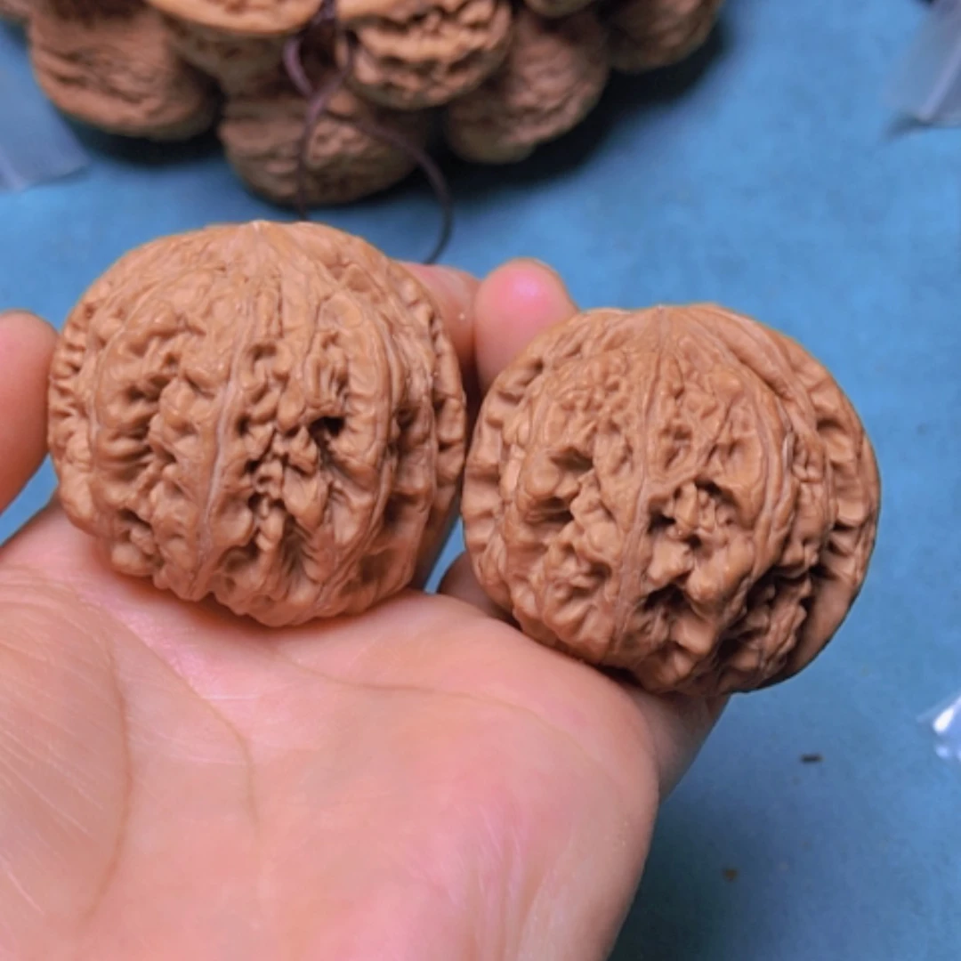 【闪购商品】核桃摆件40粗筋水尖出油