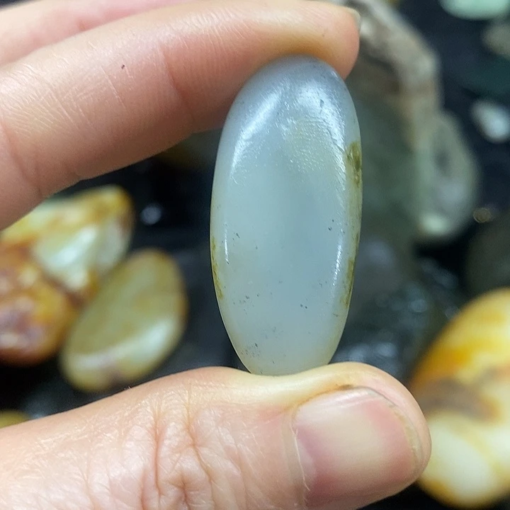 和田玉（糖玉）未镶嵌挂件