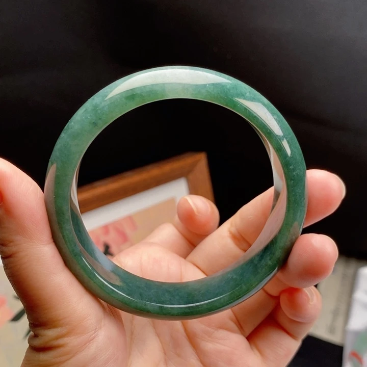 翡翠未镶嵌颈饰天然翡翠手镯60