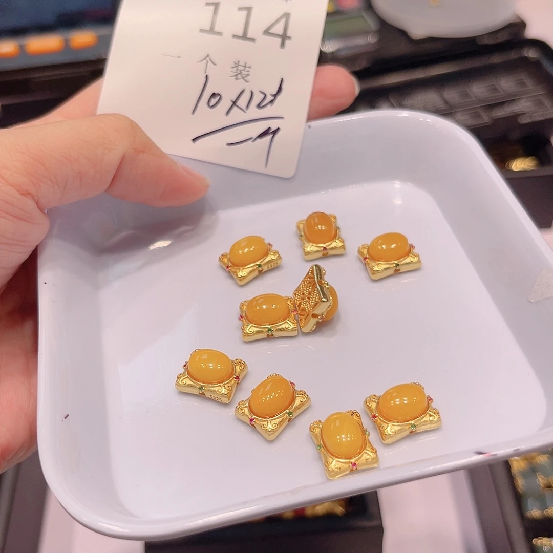 银S925镀金镶嵌珠宝半成品水晶114 。