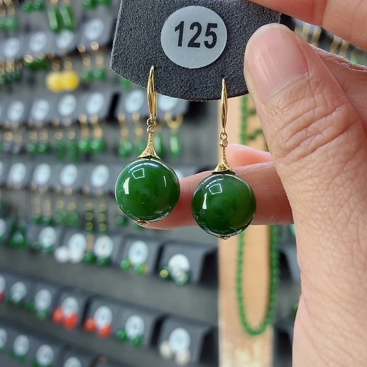 和田玉18K金镶嵌耳饰