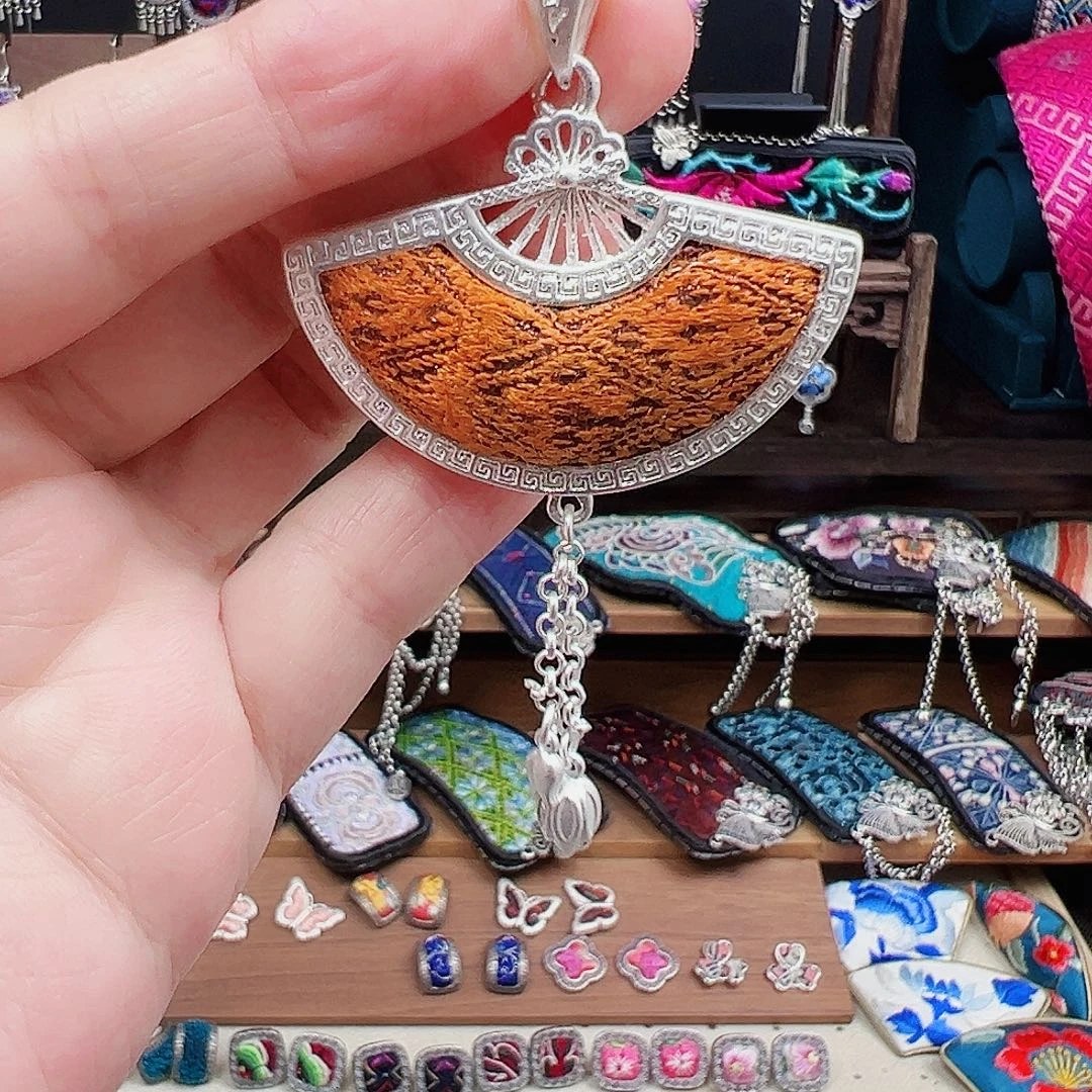 织绣手工刺绣工艺品